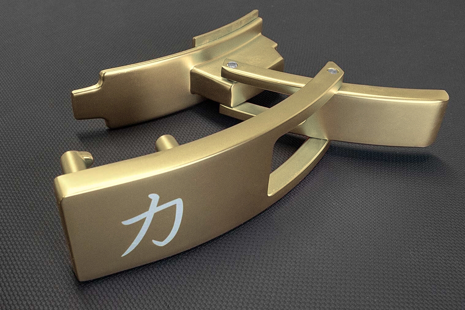 Lever Buckle - Gold