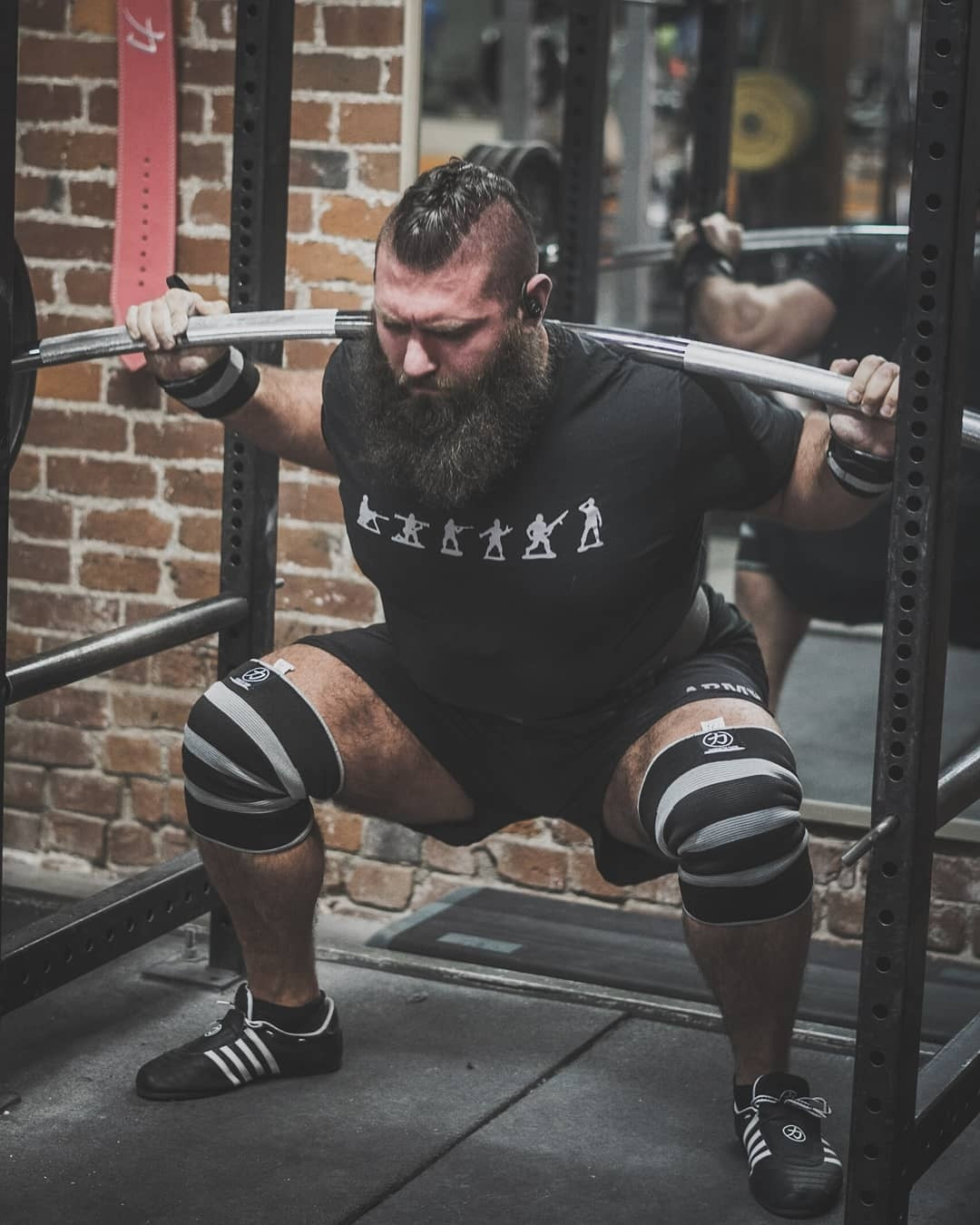 ONI PRO Stiff Knee Sleeves (IPF Approved) - PowerliftingShop.com
